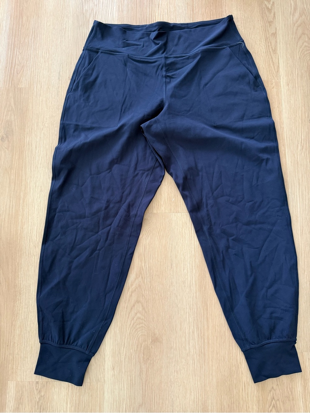 NWOT lululemon align Joggers 28” size 14